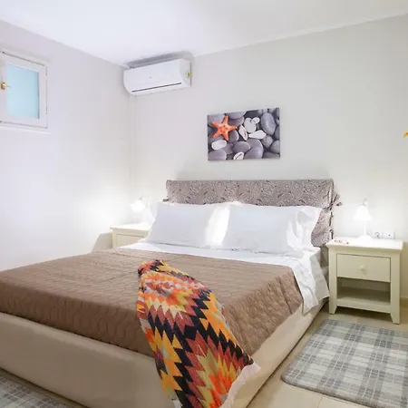 Elenas * ヴァシリキ